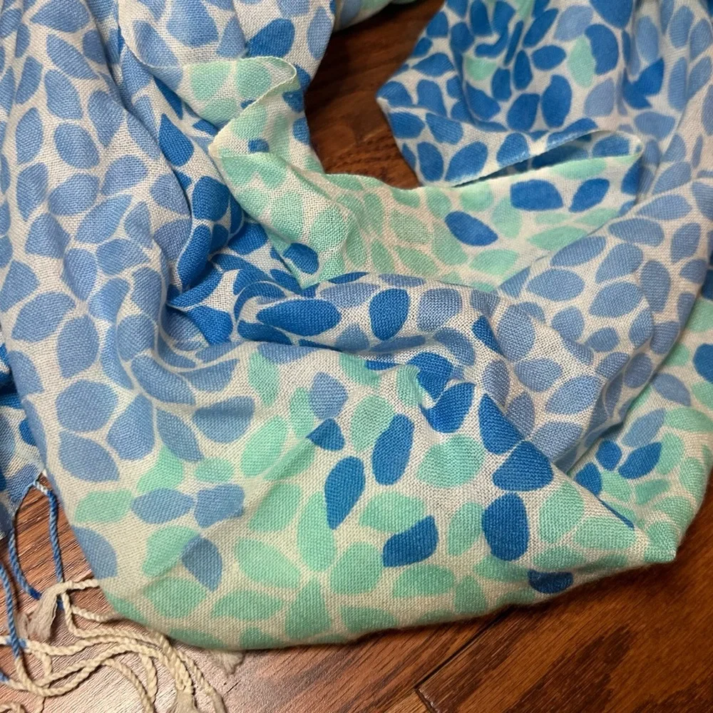 Blue and Green Leaf Pattern Scarf with Fringe